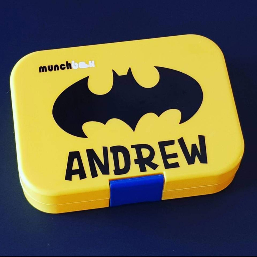 Batman Logo & Name (Zoo Font) Lunchbox Decal Sticker – TeePee Designs