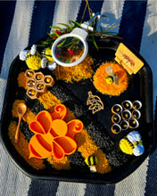 Bumblebee Sensory Bee Tray - Insects & Bugs Nature Play
