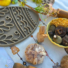 Easter Egg Sensory Tray - Nature Play